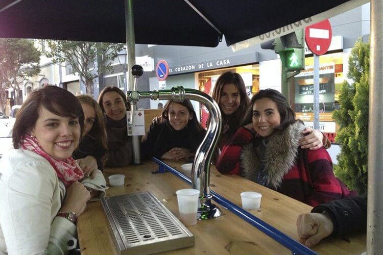 Despedida de soltera en Madrid con bici cerveza 9