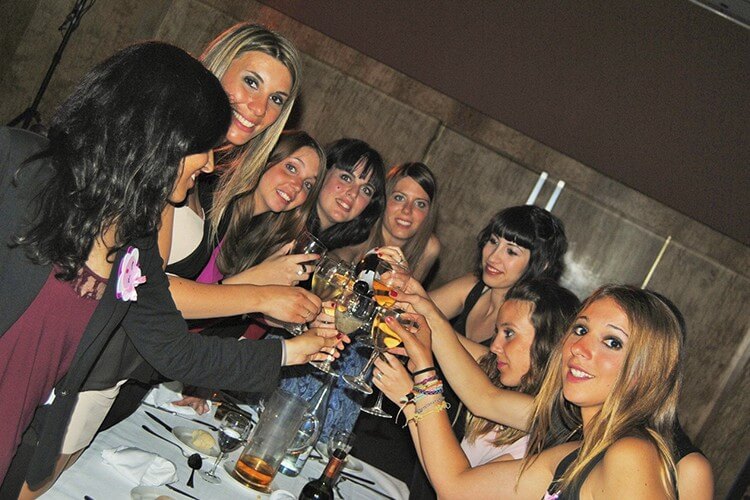 Restaurante para despedidas enigmatico-5